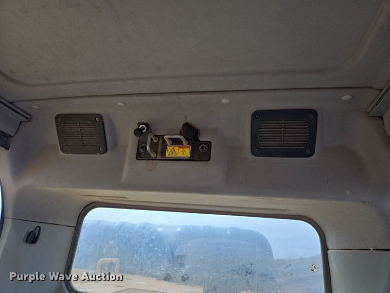 image for item DV1280 2016 Caterpillar 330F L excavator