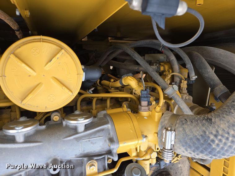 image for item DV1280 2016 Caterpillar 330F L excavator