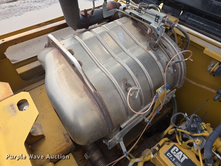 image for item DV1280 2016 Caterpillar 330F L excavator