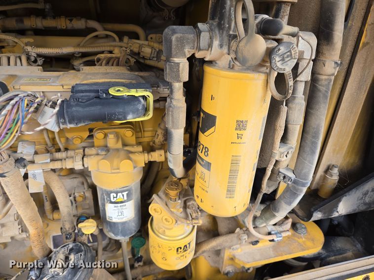 image for item DV1285 Caterpillar CS34 single drum vibratory roller