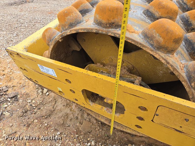 image for item DV1286 2016 Caterpillar CP56B single drum vibratory roller