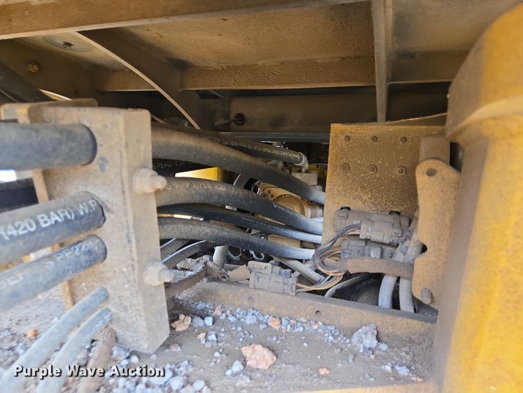 image for item DV1286 2016 Caterpillar CP56B single drum vibratory roller