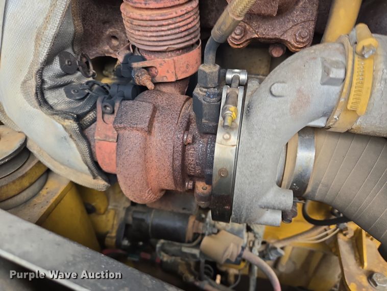 image for item DV1286 2016 Caterpillar CP56B single drum vibratory roller