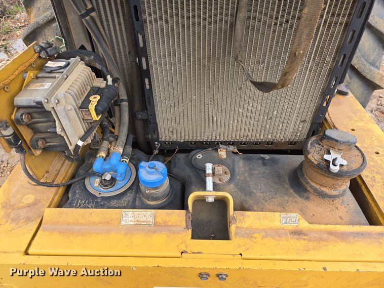 image for item DV1286 2016 Caterpillar CP56B single drum vibratory roller