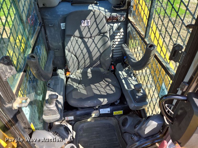 image for item DV1288 2020 Caterpillar 299D3 XE tracked skid steer loader