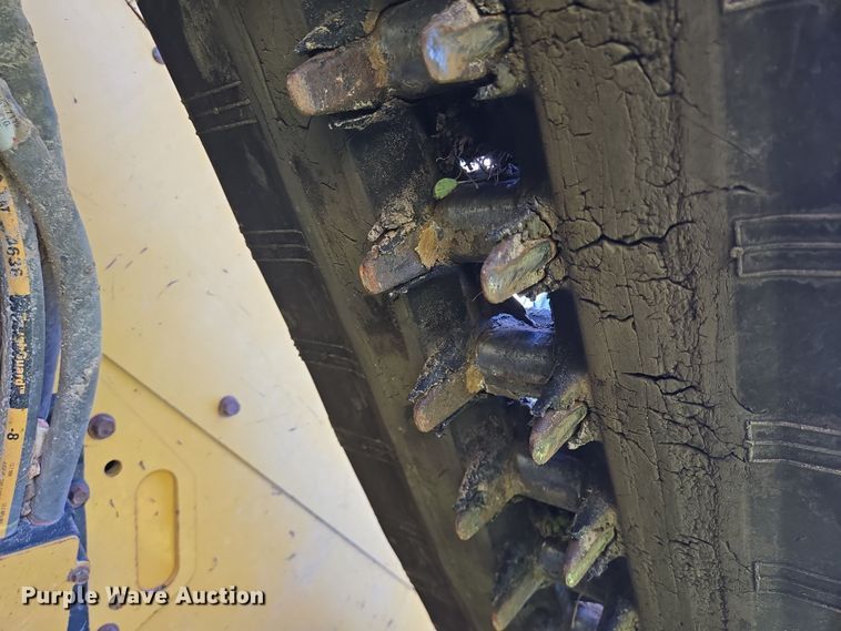 image for item DV1288 2020 Caterpillar 299D3 XE tracked skid steer loader