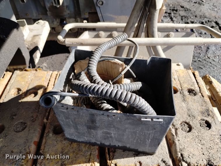 image for item DV6651 2010 Wirtgen W 2200 milling machine