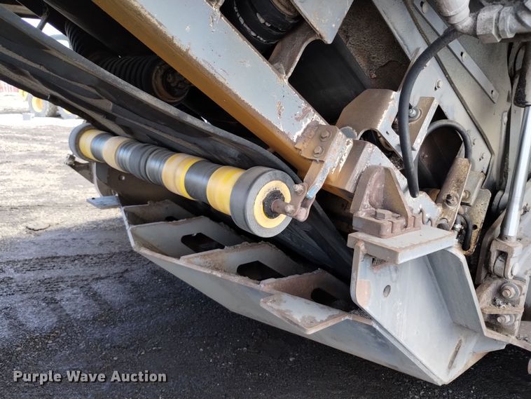 image for item DV6651 2010 Wirtgen W 2200 milling machine