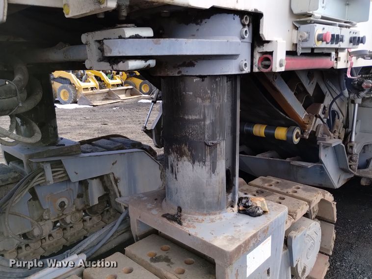 image for item DV6651 2010 Wirtgen W 2200 milling machine