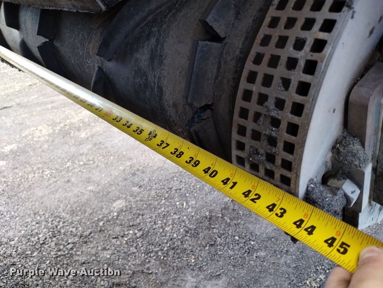 image for item DV6651 2010 Wirtgen W 2200 milling machine