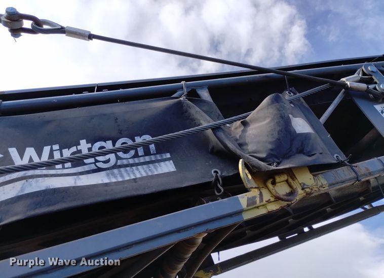 image for item DV6651 2010 Wirtgen W 2200 milling machine