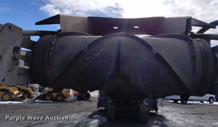 image for item DV6651 2010 Wirtgen W 2200 milling machine