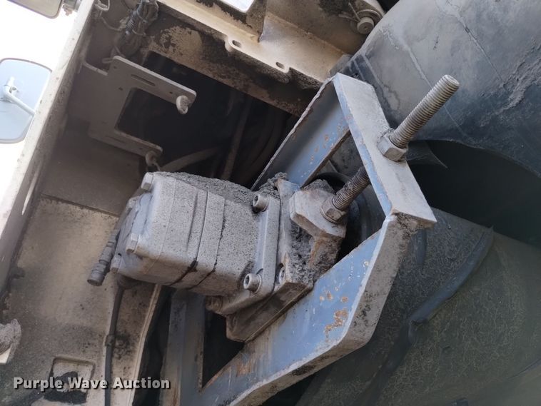 image for item DV6651 2010 Wirtgen W 2200 milling machine