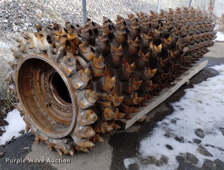 image for item DV6651 2010 Wirtgen W 2200 milling machine