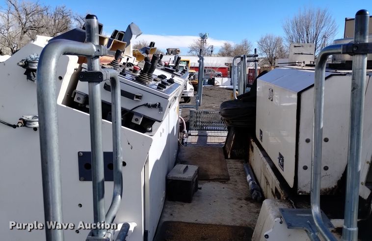 image for item DV6651 2010 Wirtgen W 2200 milling machine