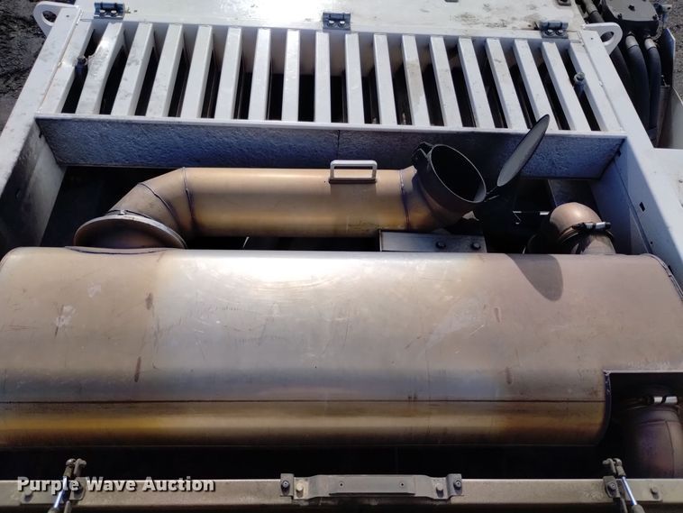 image for item DV6651 2010 Wirtgen W 2200 milling machine