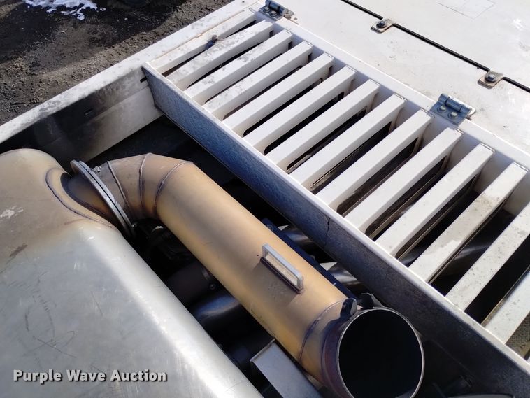 image for item DV6651 2010 Wirtgen W 2200 milling machine