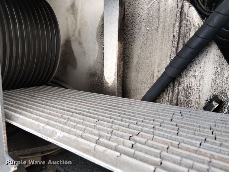 image for item DV6651 2010 Wirtgen W 2200 milling machine