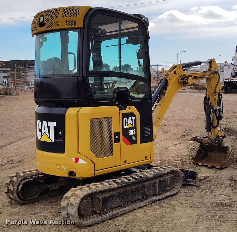 image for item DV6652 2019 Caterpillar 302CR mini excavator