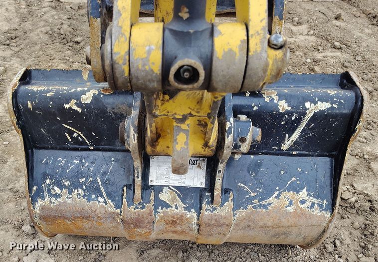 image for item DV6652 2019 Caterpillar 302CR mini excavator