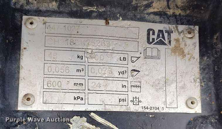 image for item DV6652 2019 Caterpillar 302CR mini excavator