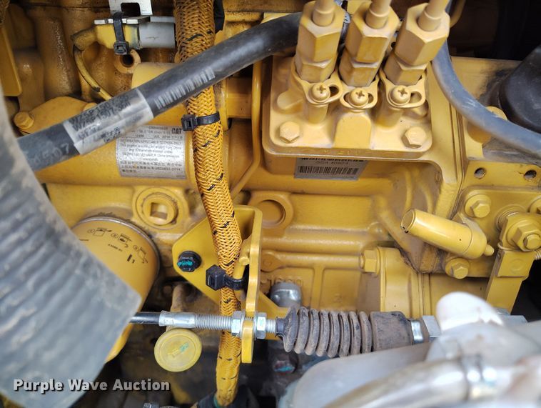 image for item DV6652 2019 Caterpillar 302CR mini excavator