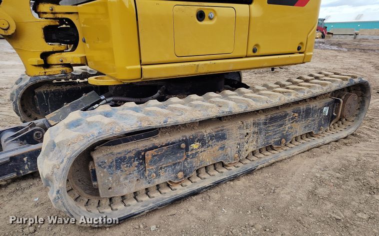 image for item DV6652 2019 Caterpillar 302CR mini excavator