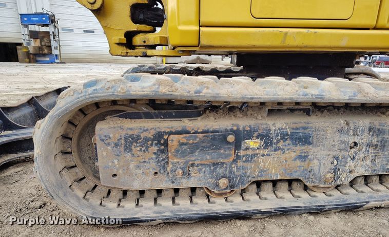 image for item DV6652 2019 Caterpillar 302CR mini excavator