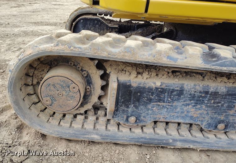 image for item DV6652 2019 Caterpillar 302CR mini excavator