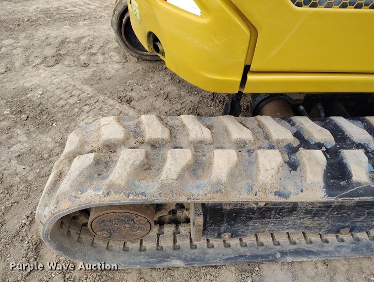 image for item DV6652 2019 Caterpillar 302CR mini excavator