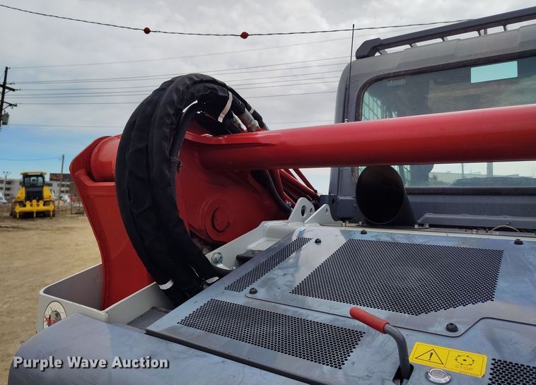 image for item DV6655 2021 Takeuchi TL12V2 tracked skid steer loader