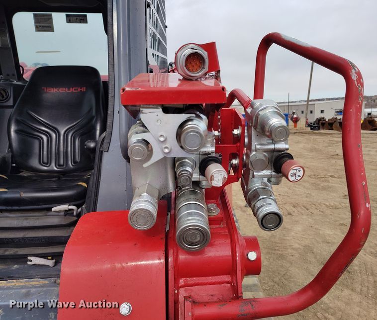 image for item DV6655 2021 Takeuchi TL12V2 tracked skid steer loader