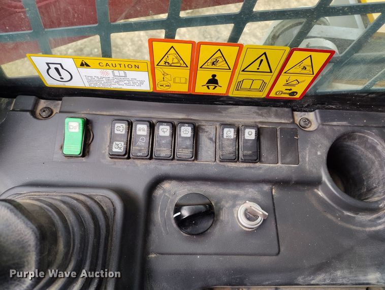 image for item DV6655 2021 Takeuchi TL12V2 tracked skid steer loader