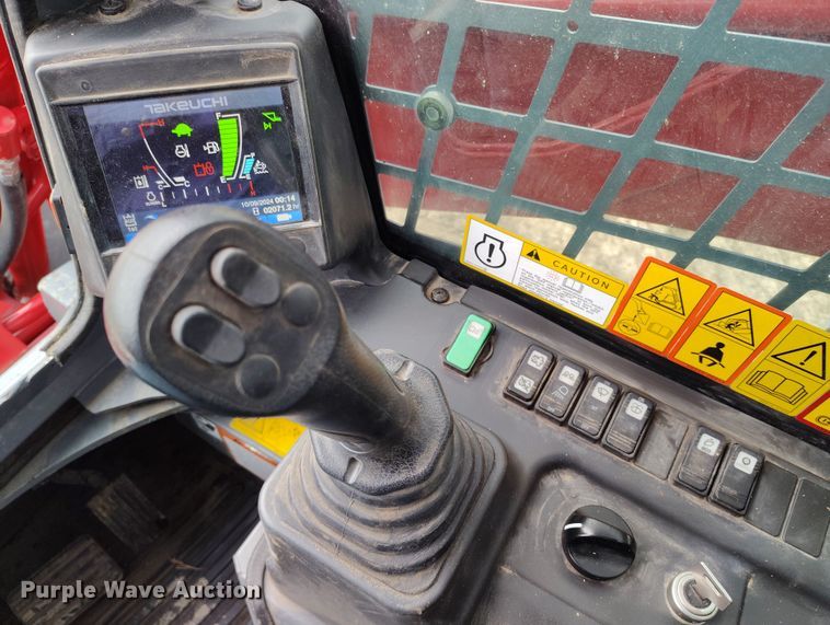 image for item DV6655 2021 Takeuchi TL12V2 tracked skid steer loader