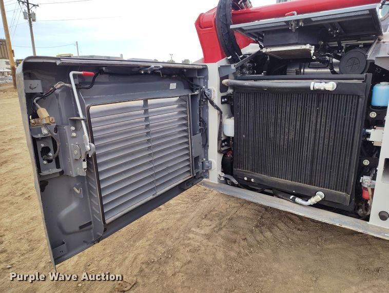 image for item DV6655 2021 Takeuchi TL12V2 tracked skid steer loader