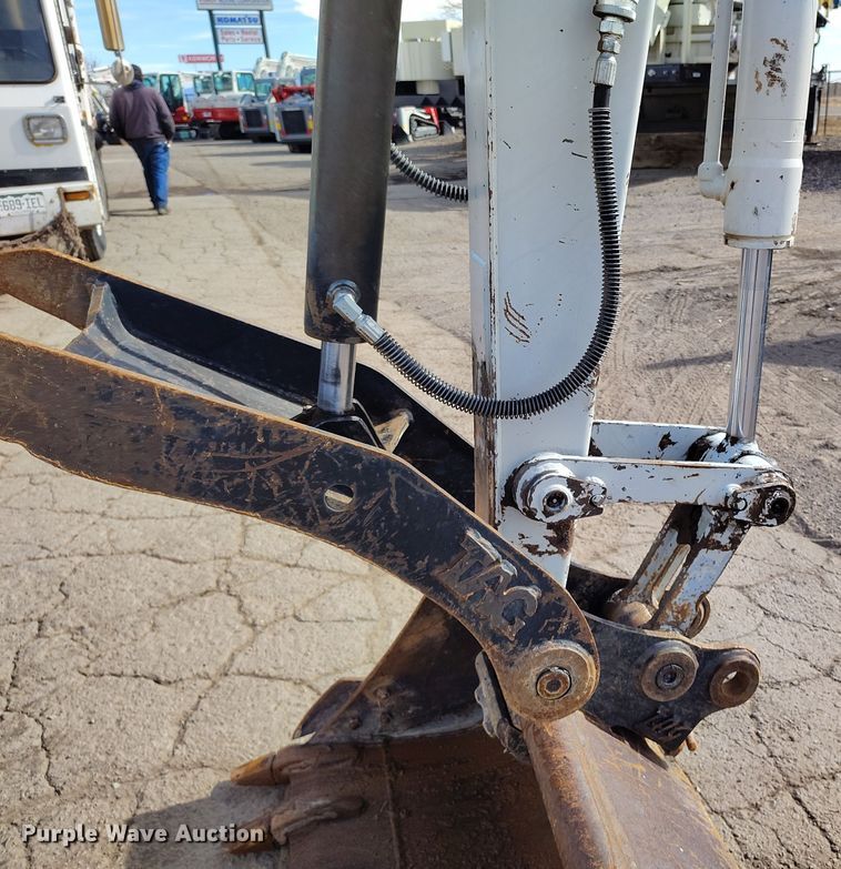 image for item DV6656 2006 Takeuchi TB53FR mini excavator