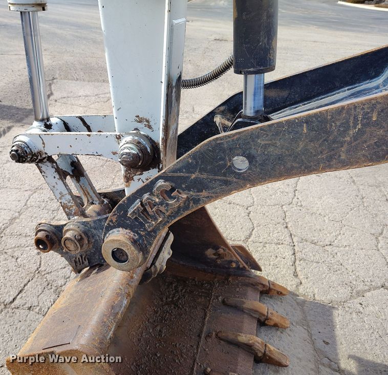 image for item DV6656 2006 Takeuchi TB53FR mini excavator