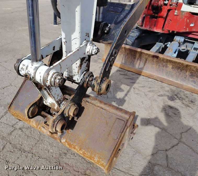 image for item DV6656 2006 Takeuchi TB53FR mini excavator