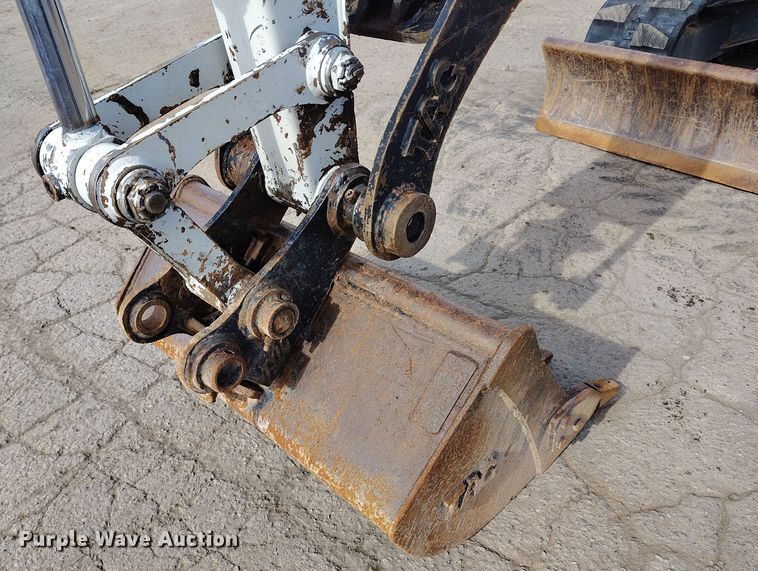 image for item DV6656 2006 Takeuchi TB53FR mini excavator