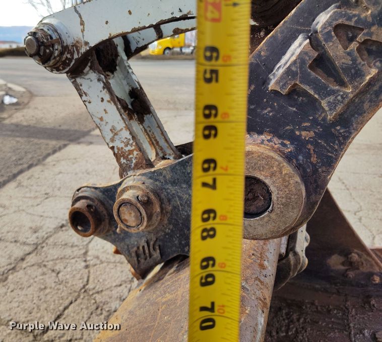 image for item DV6656 2006 Takeuchi TB53FR mini excavator