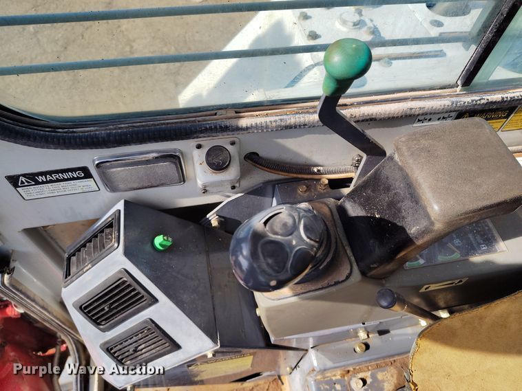 image for item DV6656 2006 Takeuchi TB53FR mini excavator