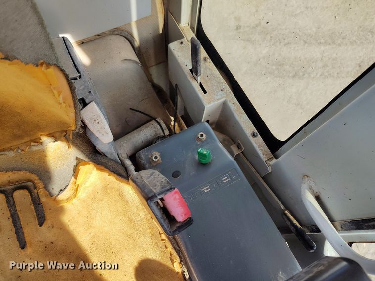 image for item DV6656 2006 Takeuchi TB53FR mini excavator