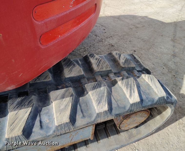image for item DV6656 2006 Takeuchi TB53FR mini excavator