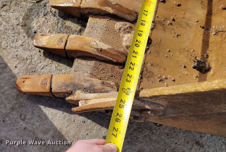 image for item DV6656 2006 Takeuchi TB53FR mini excavator