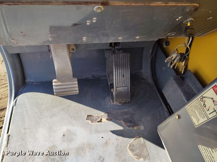 image for item DV6672 2018 Xtreme XR1245 telehandler