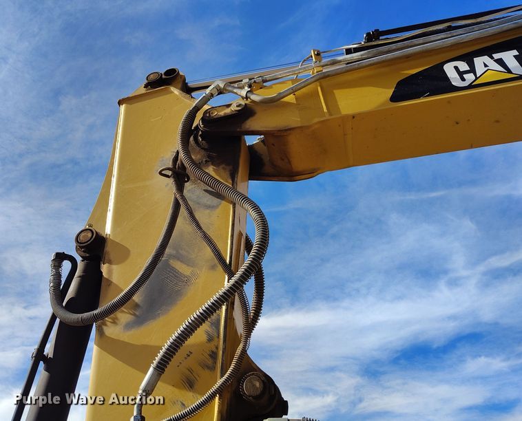 image for item DV6674 2019 Caterpillar 308E2 CR mini excavator