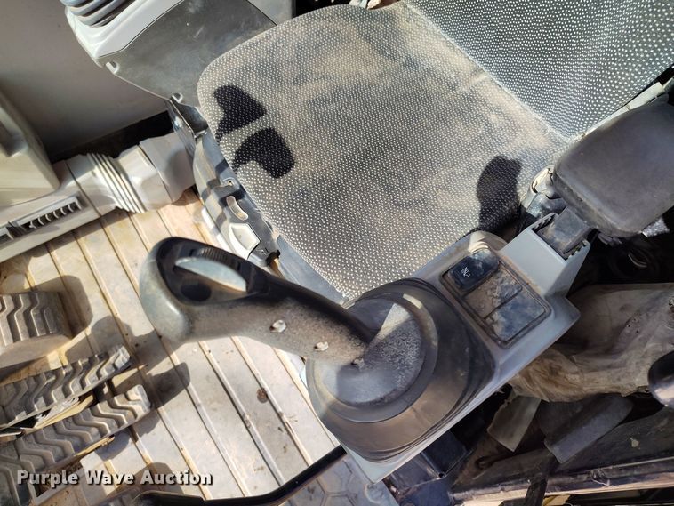 image for item DV6674 2019 Caterpillar 308E2 CR mini excavator