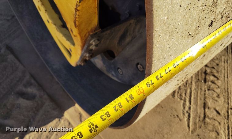 image for item DV6676 2006 Bomag BW 190 AD-4 double drum vibratory roller