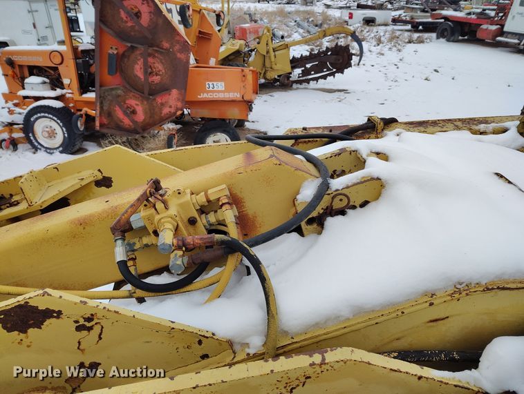 image for item DV6691 1980 Vermeer  T600D trencher