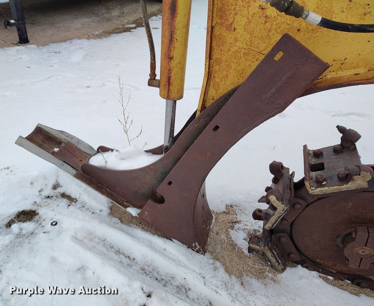 image for item DV6691 1980 Vermeer  T600D trencher